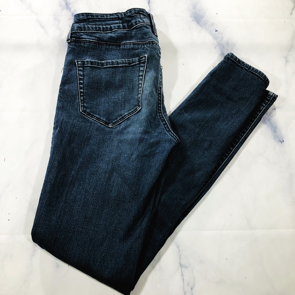 Bullhead Denim Low Rise Skinniest Skinny Jeans